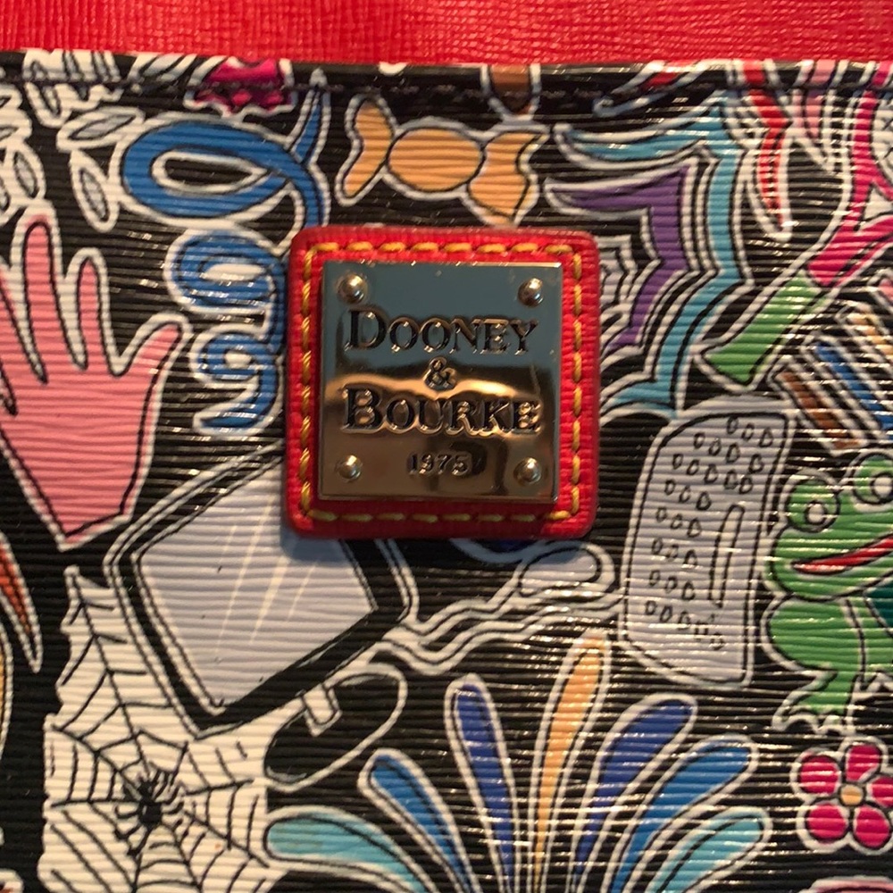 Dooney & Bourke clutch